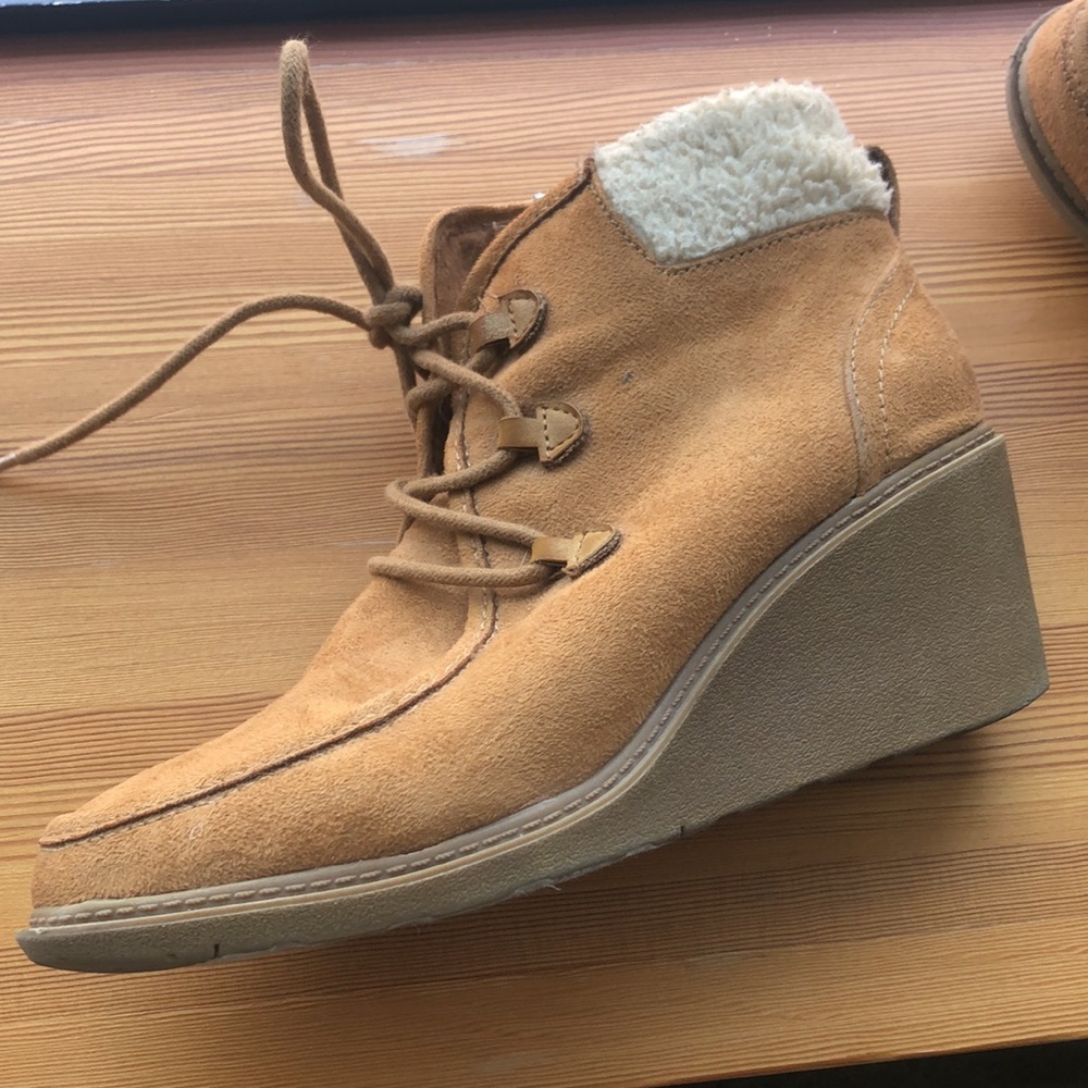Sherpa Booties - Picture 3 of 4
